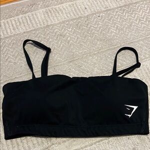 Gymshark Black Sports Bra with Adjustable Straps and Medium Coverage